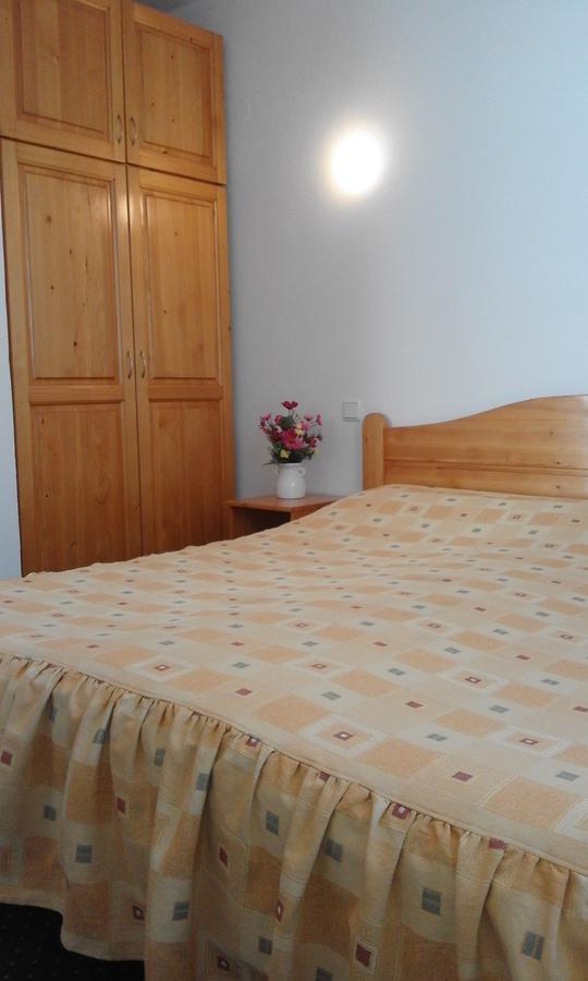 Hotel Sofia Бран Екстериор снимка